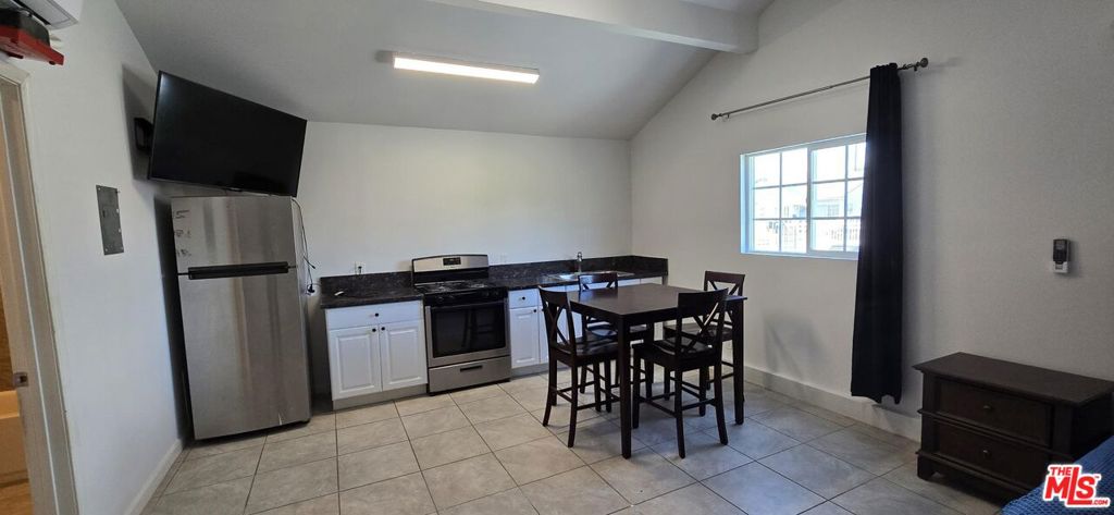 17550 Willard Property Photo 8