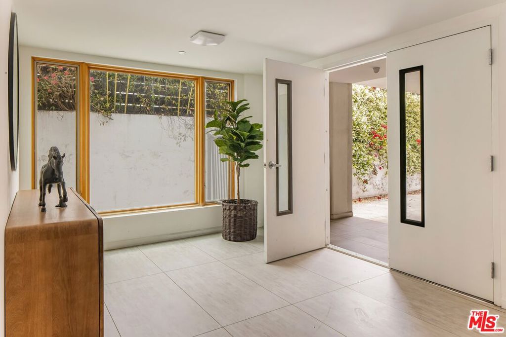 12443 W Sunset Boulevard Property Photo 22