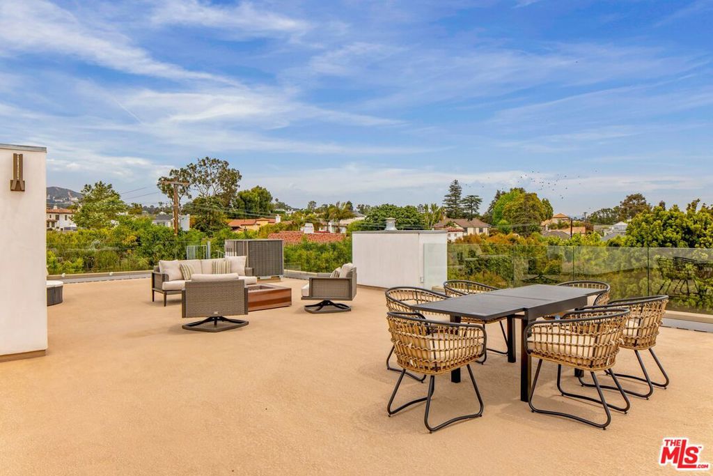 12443 W Sunset Boulevard Property Photo 34