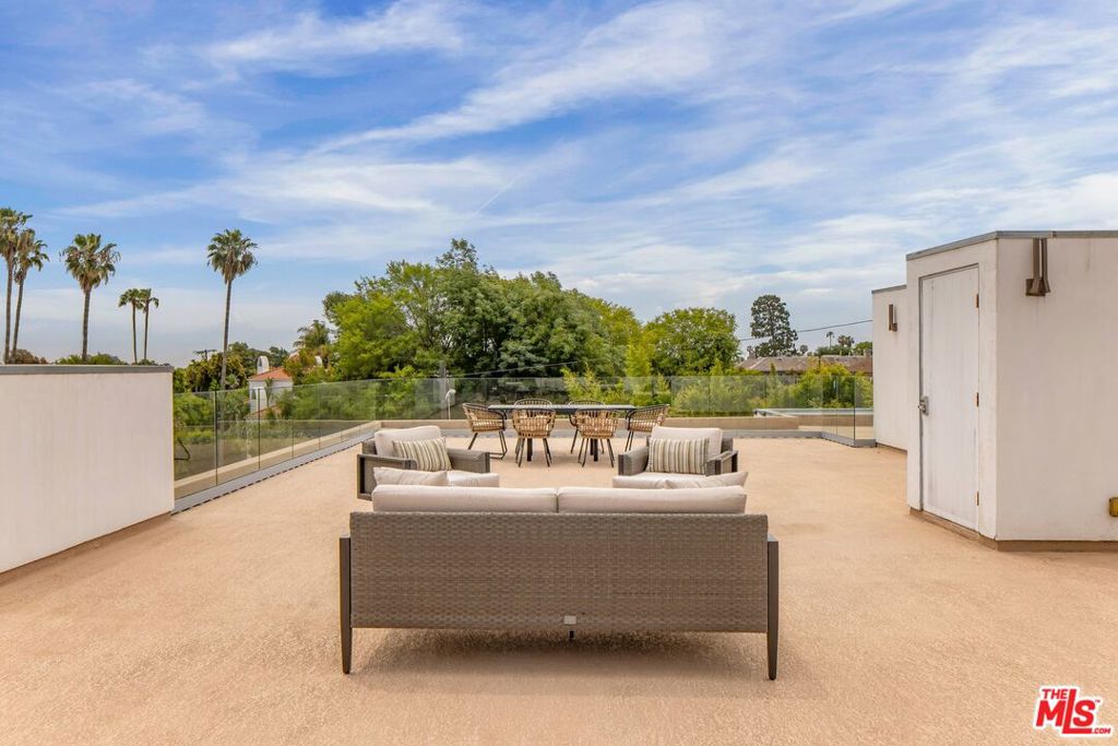 12443 W Sunset Boulevard Property Photo 35