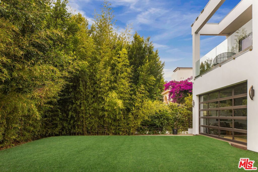12443 W Sunset Boulevard Property Photo 36