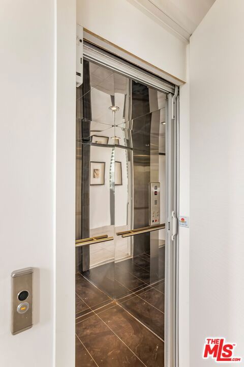 12443 W Sunset Boulevard Property Photo 38