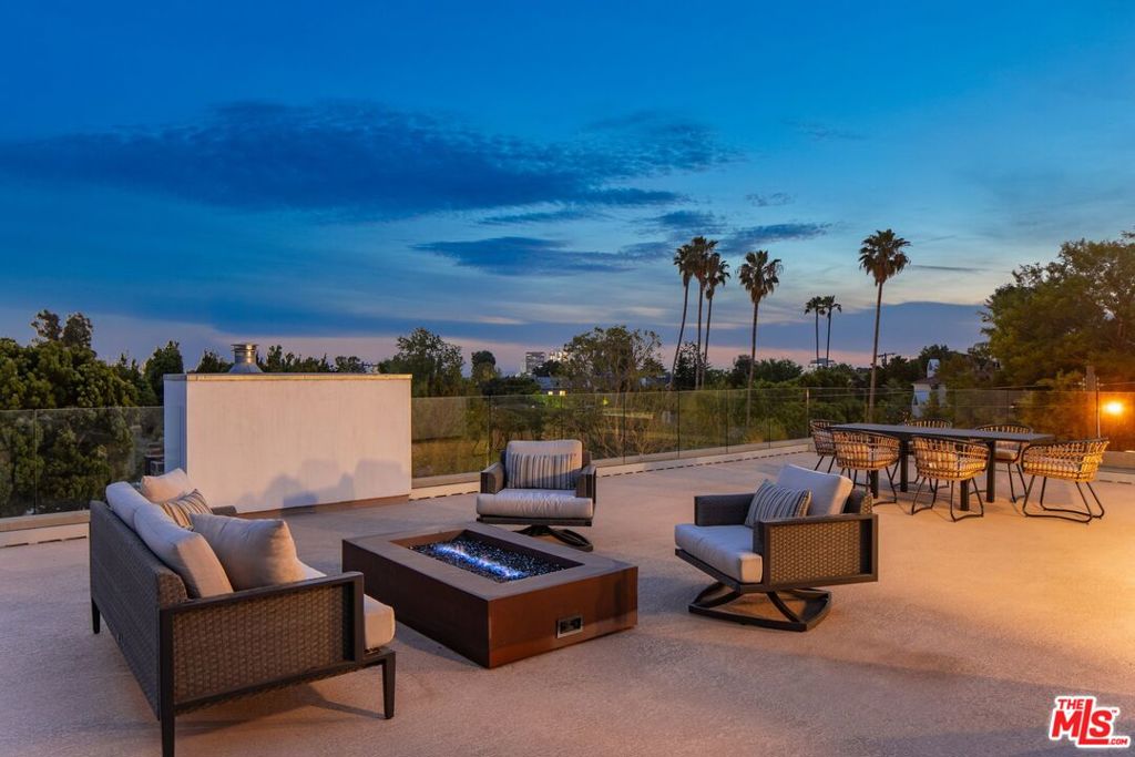 12443 W Sunset Boulevard Property Photo 40