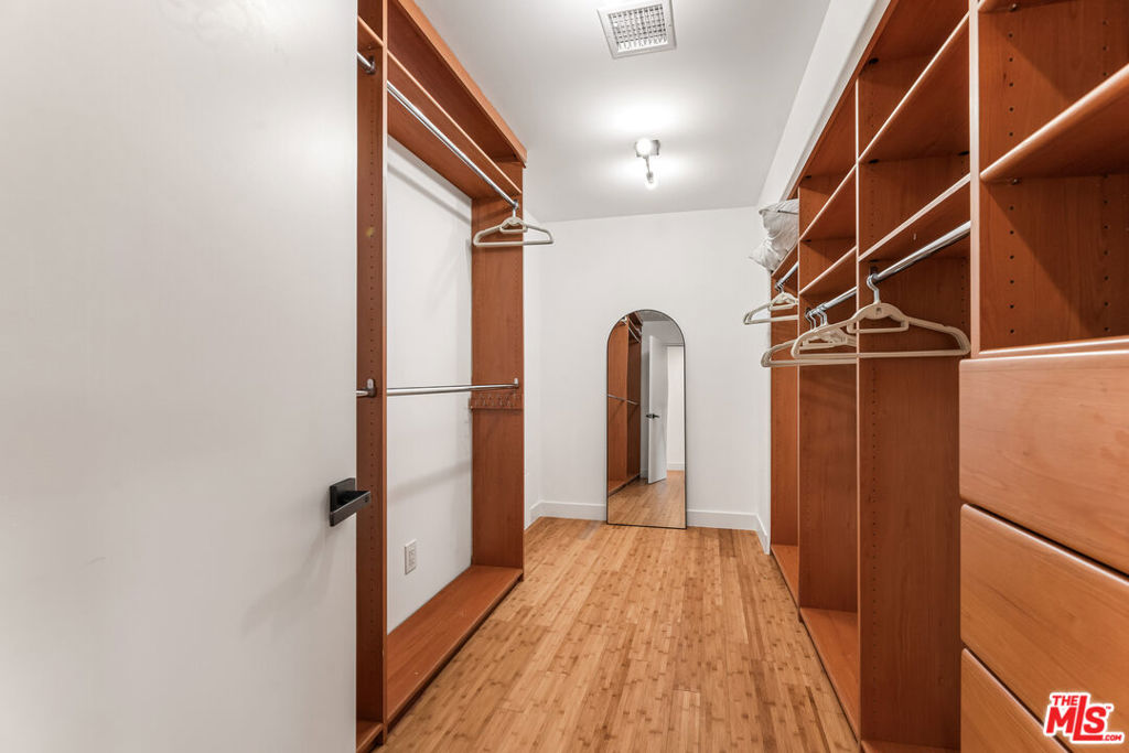 8425 Hillside Avenue Property Photo 42