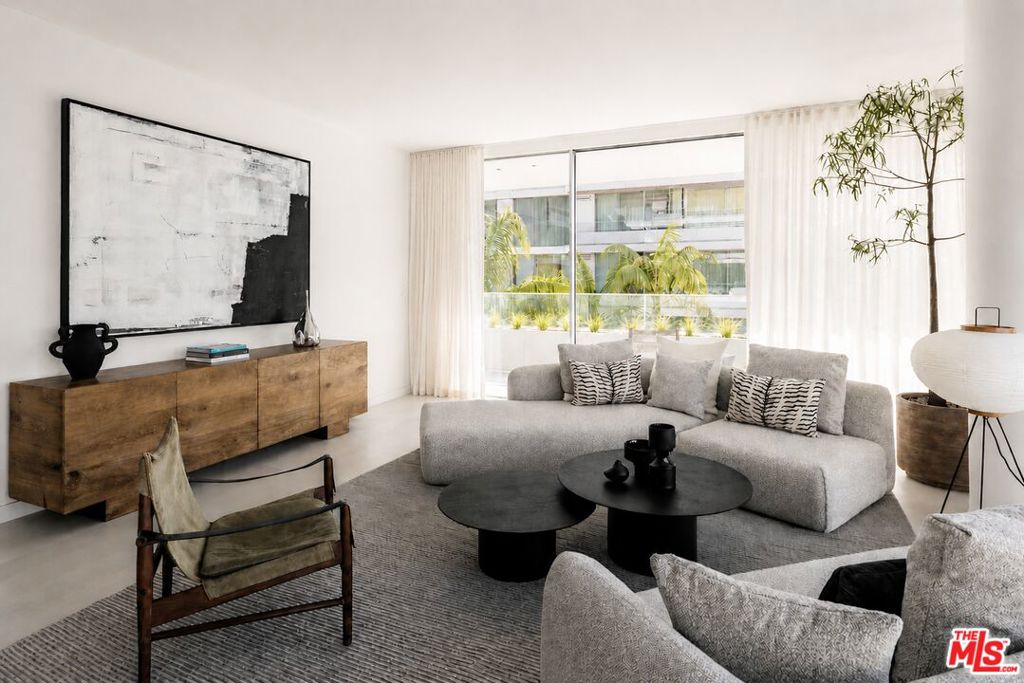 9200 Wilshire Blvd 201w Property Photo 2