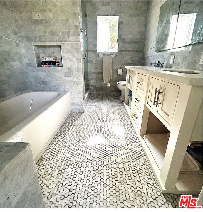 3001 Passmore Drive Property Photo 13