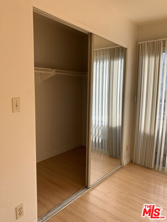 420 S Harvard Boulevard 101 Property Photo 14