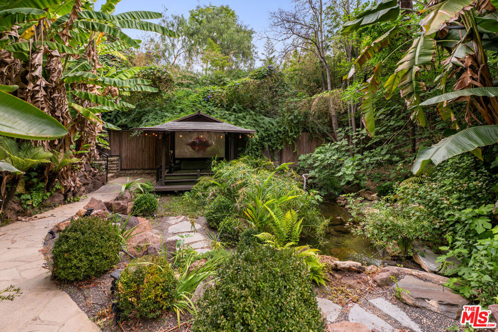 10250 W Sunset Boulevard Property Photo 13