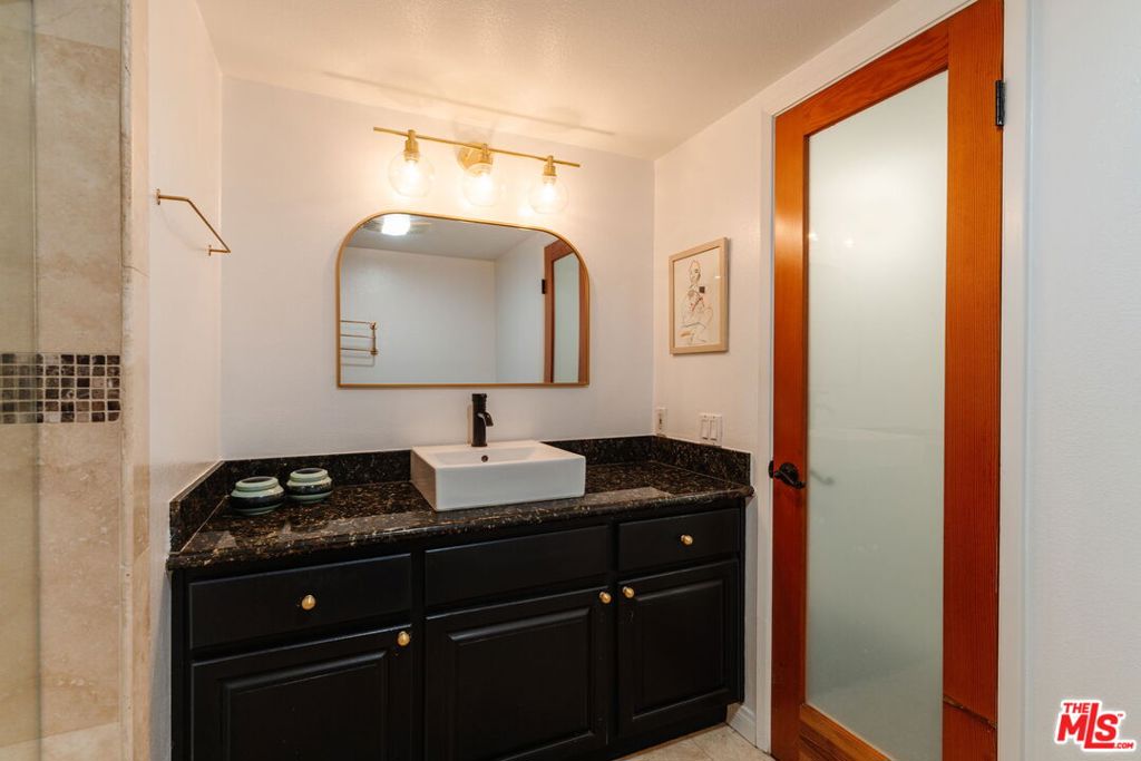 2700 Cahuenga Boulevard 4319 Property Photo 35