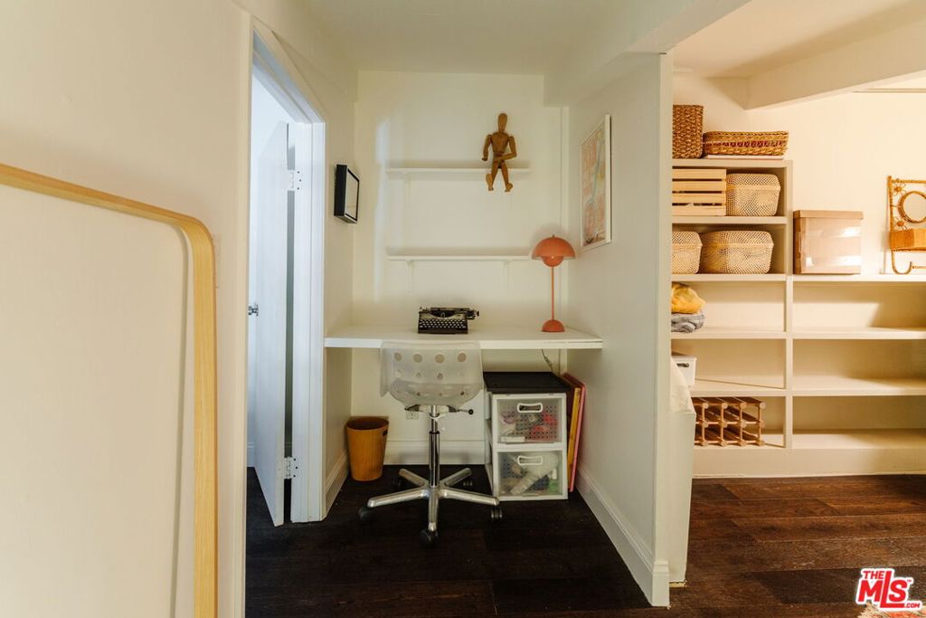 2700 Cahuenga Boulevard 4319 Property Photo 42