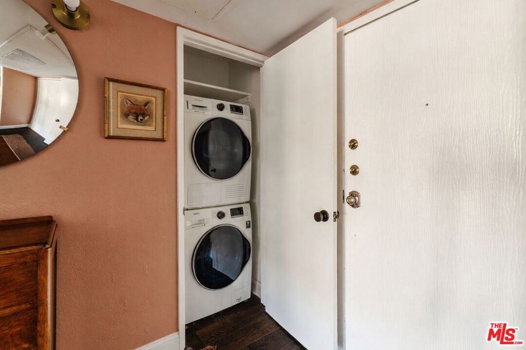 2700 Cahuenga Boulevard 4319 Property Photo 44