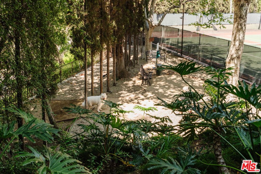 2700 Cahuenga Boulevard 4319 Property Photo 51