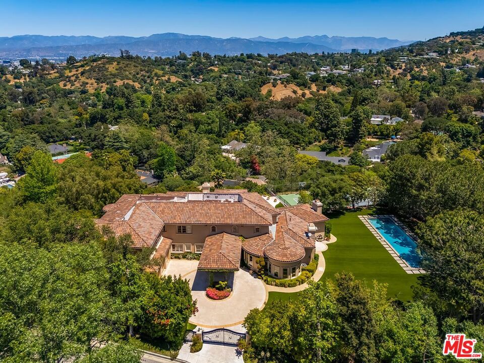 11971 Lockridge Road Property Photo 1