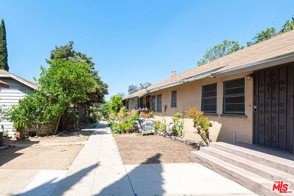 1305 Laveta Terrace Property Photo 1