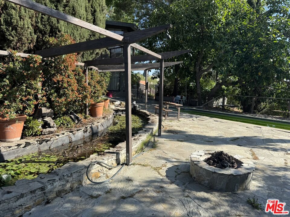 1305 Laveta Terrace Property Photo 11