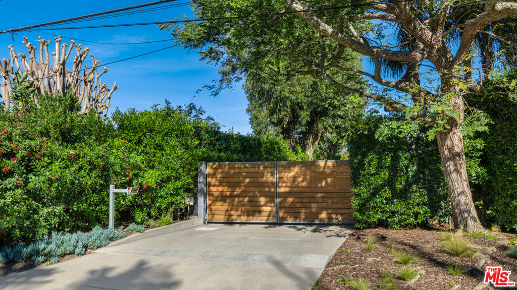 28827 Grayfox Street Property Photo 6