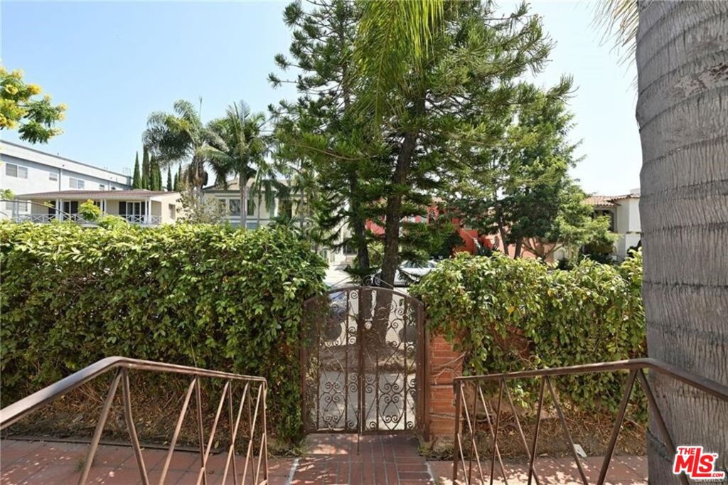 7929 Blackburn Avenue 5 Property Photo 1