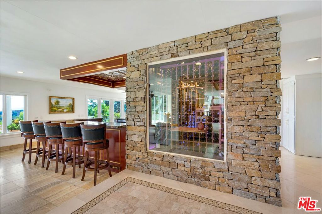 21128 Bellini Drive Property Photo 25