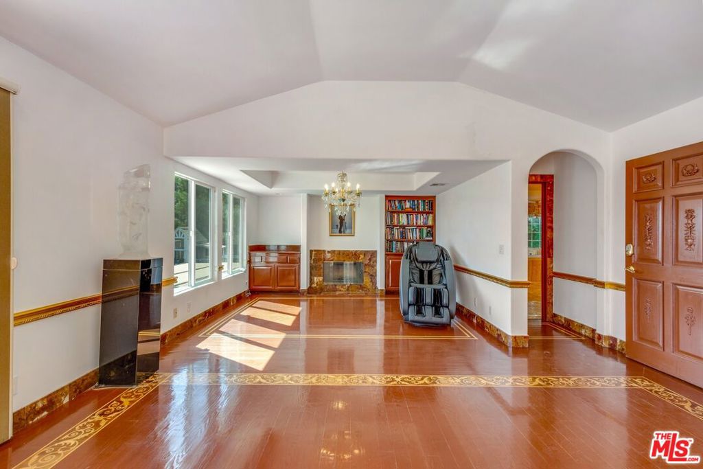 21128 Bellini Drive Property Photo 39