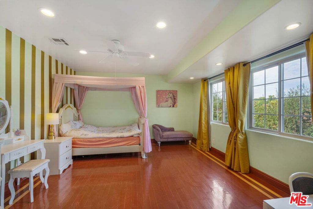 21128 Bellini Drive Property Photo 50