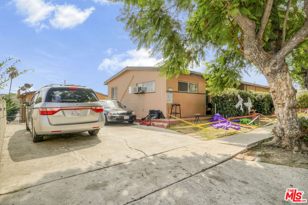 5274 Ithaca Avenue Property Photo 11