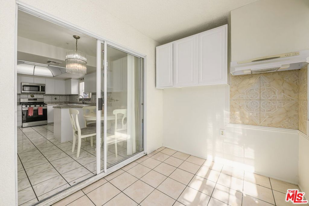 9152 Vincente Way Property Photo 11