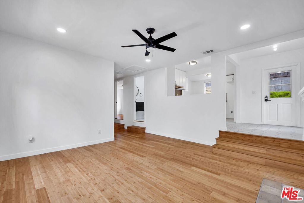 349 Mount Washington Drive Property Photo 4