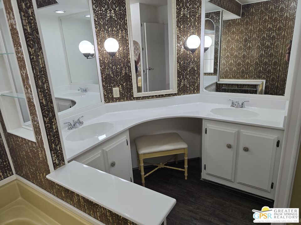 345 San Domingo Drive Property Photo 15