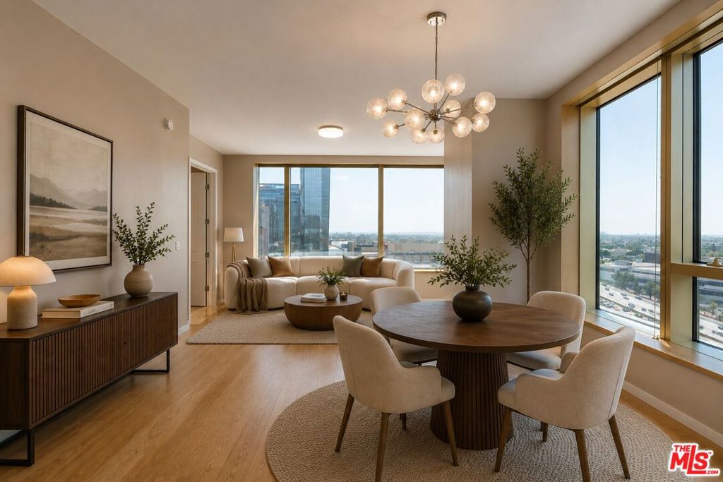 889 Francisco Street 1206 Property Photo 6