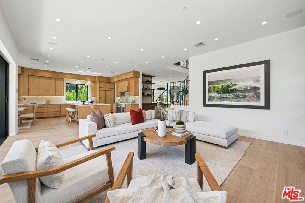 16011 Miami Way Property Photo 20