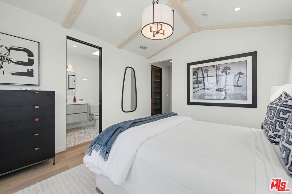 16011 Miami Way Property Photo 33