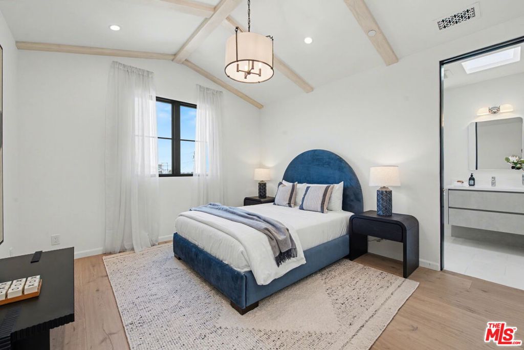 16011 Miami Way Property Photo 37