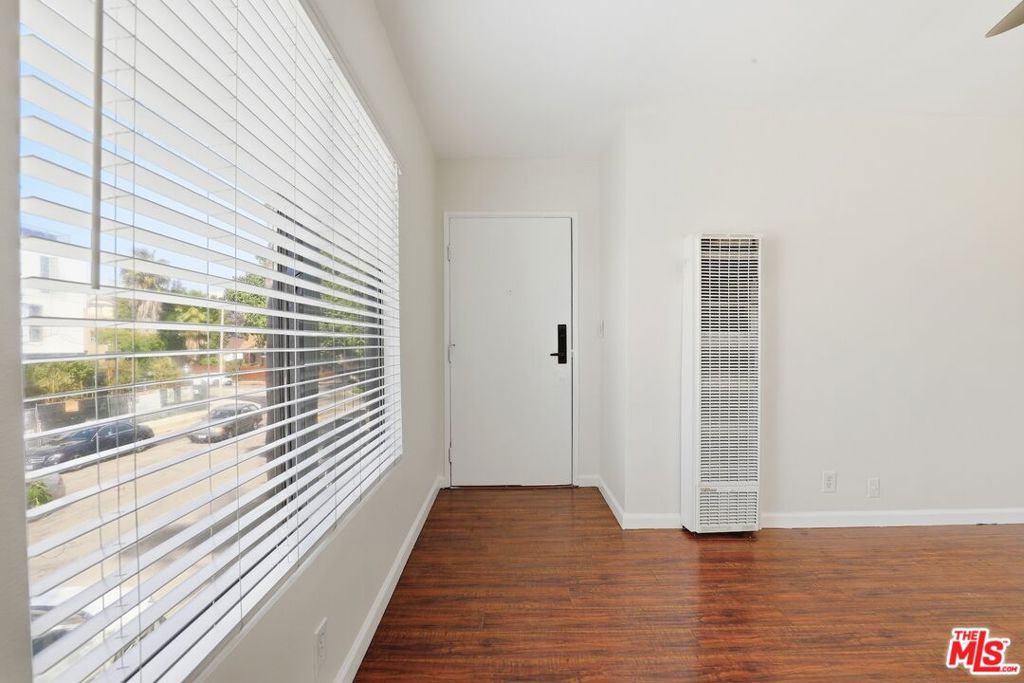 7154 Lexington Avenue Property Photo 25