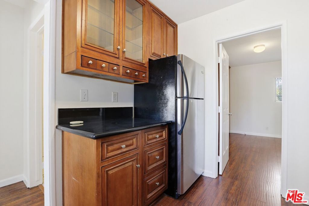 7154 Lexington Avenue Property Photo 28