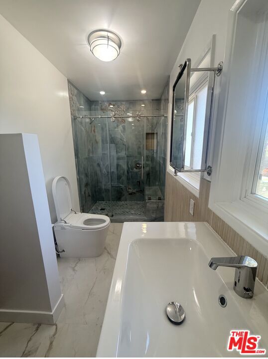 8311 Sale Avenue Property Photo 32