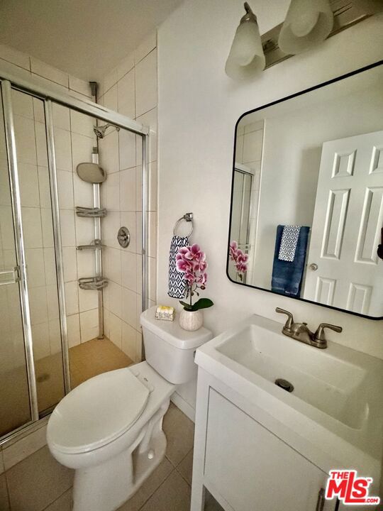740 N Hill Place 1 Property Photo 5