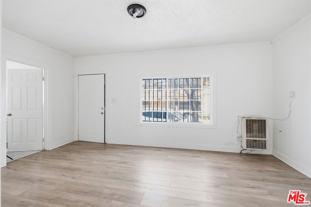 1570 E 110th Street Property Photo 3