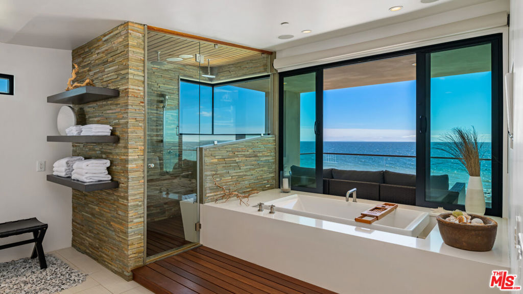 25250 Malibu Road Property Photo 41