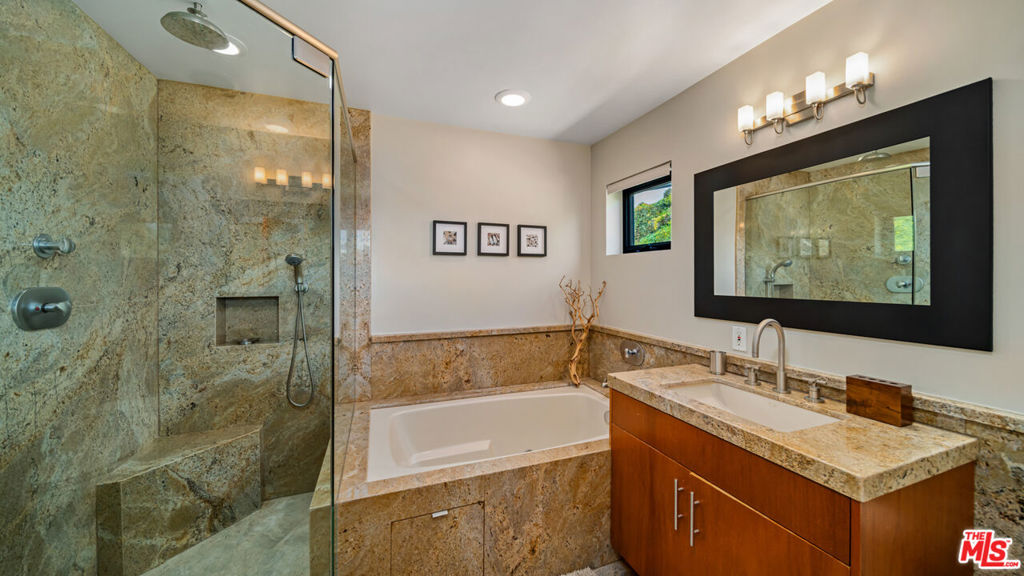 25250 Malibu Road Property Photo 54
