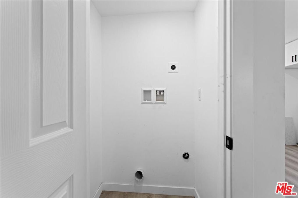 850 W Gage Avenue Property Photo 8