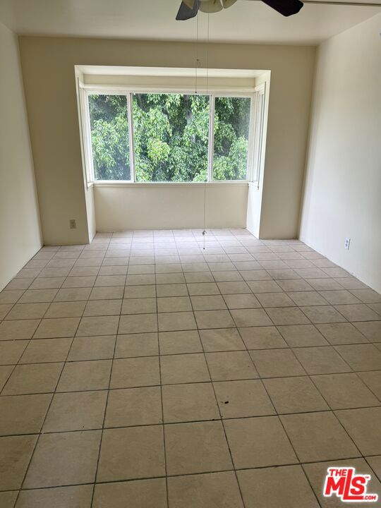 1340 E Broadway C Property Photo 9