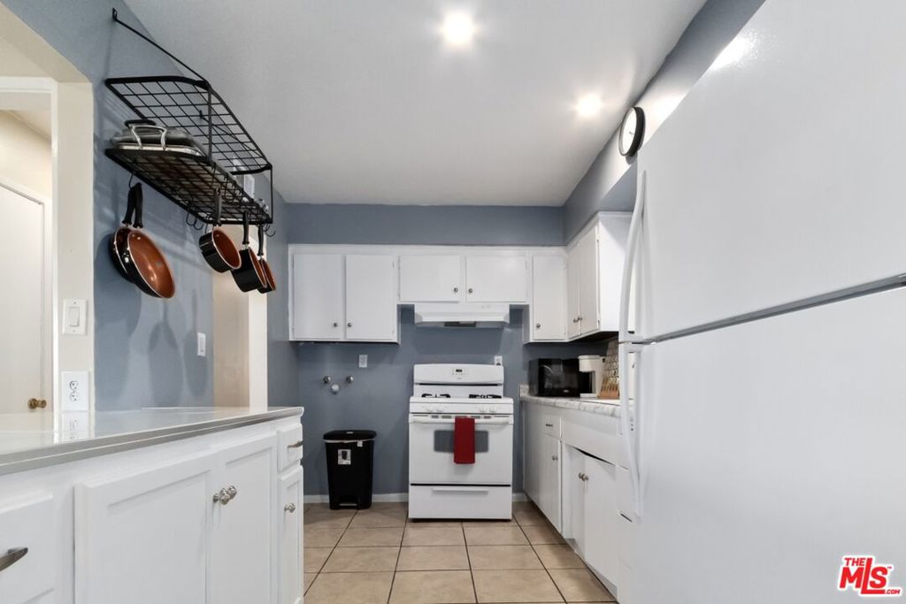 38457 Sumac Avenue Property Photo 4