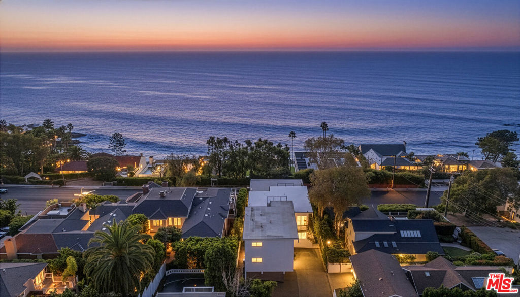 2442 S Coast Highway 8 Property Photo 22