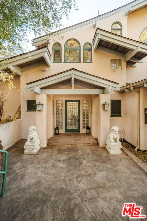229 Muerdago Road Property Photo 17