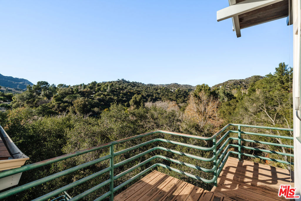 229 Muerdago Road Property Photo 42