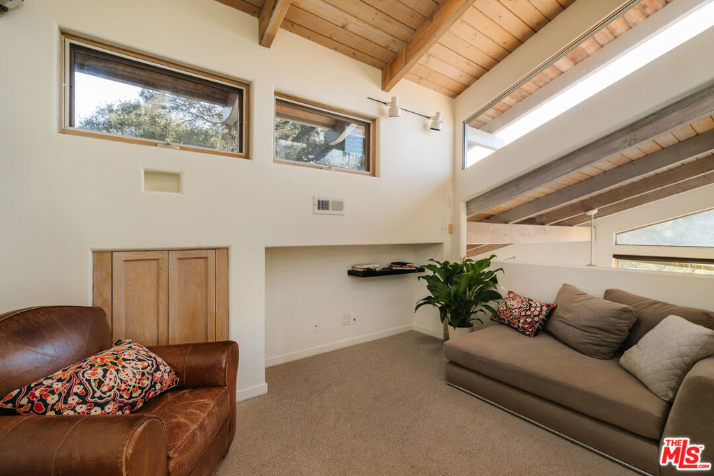 229 Muerdago Road Property Photo 43