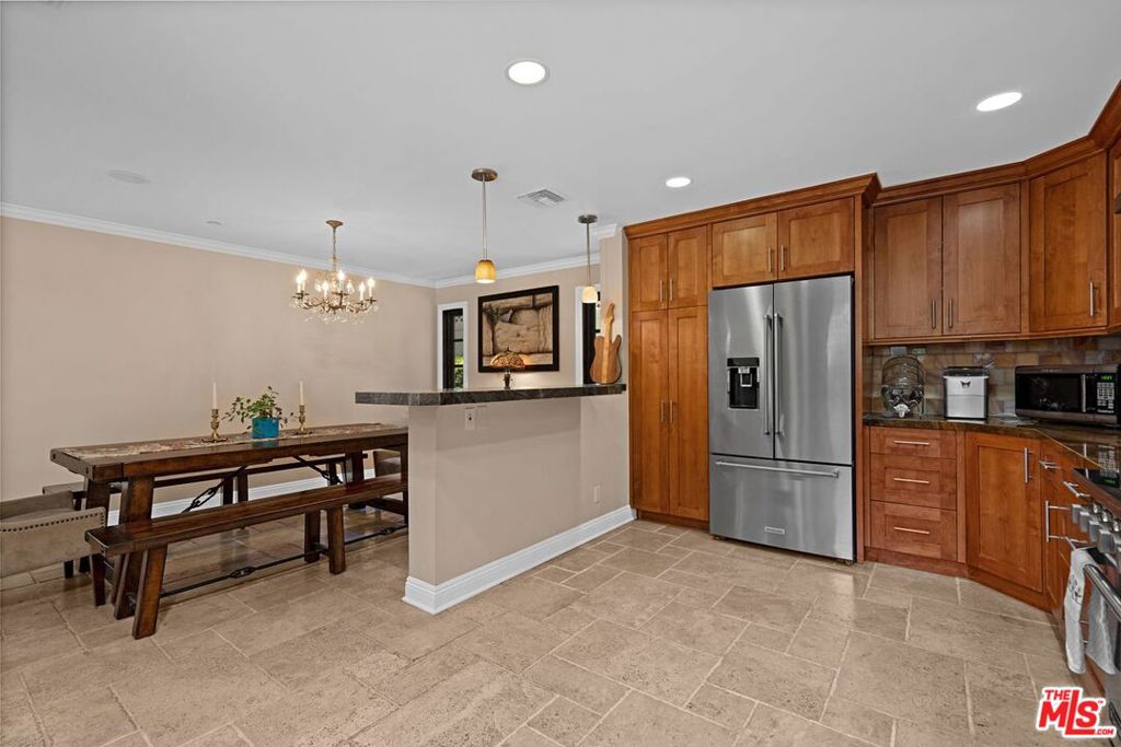 3645 Longview Valley Road Property Photo 12