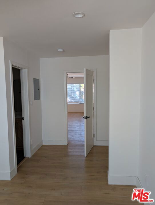 2626 Cloverfield Boulevard 3 Property Photo 5