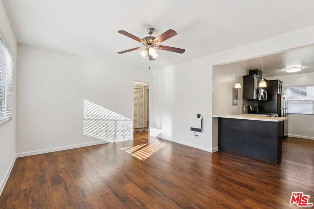 435 W Regent Street Property Photo 14