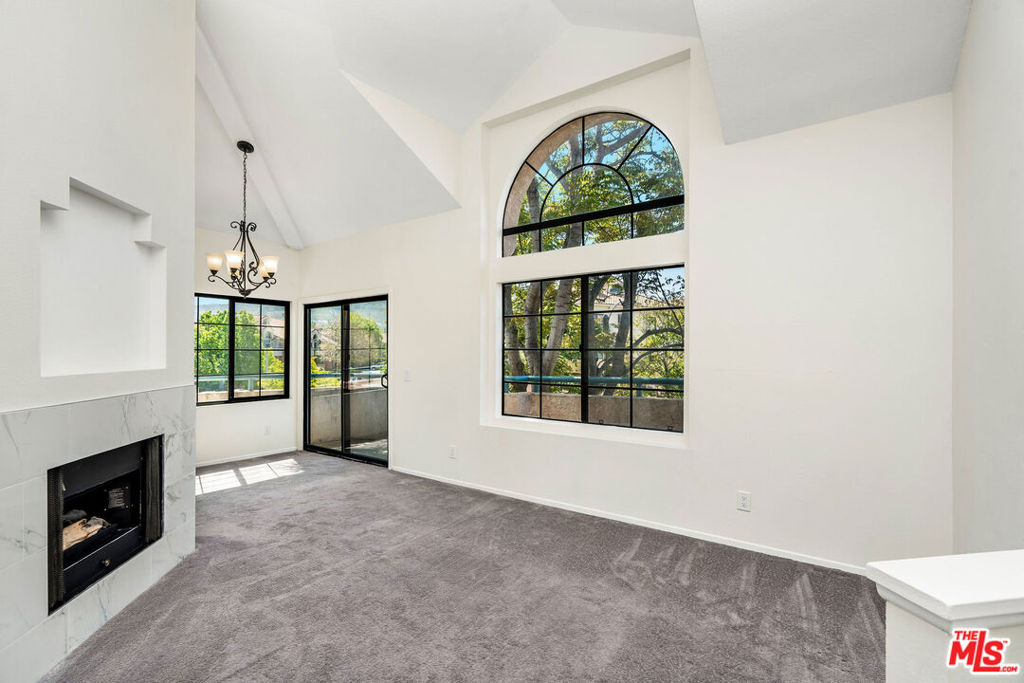 18129 Erik Court 328 Property Photo 9